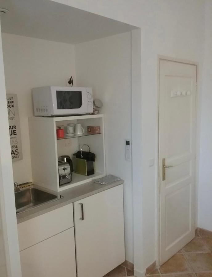Une Chambre En Ville LʼIsle-sur-la-Sorgue Dış mekan fotoğraf